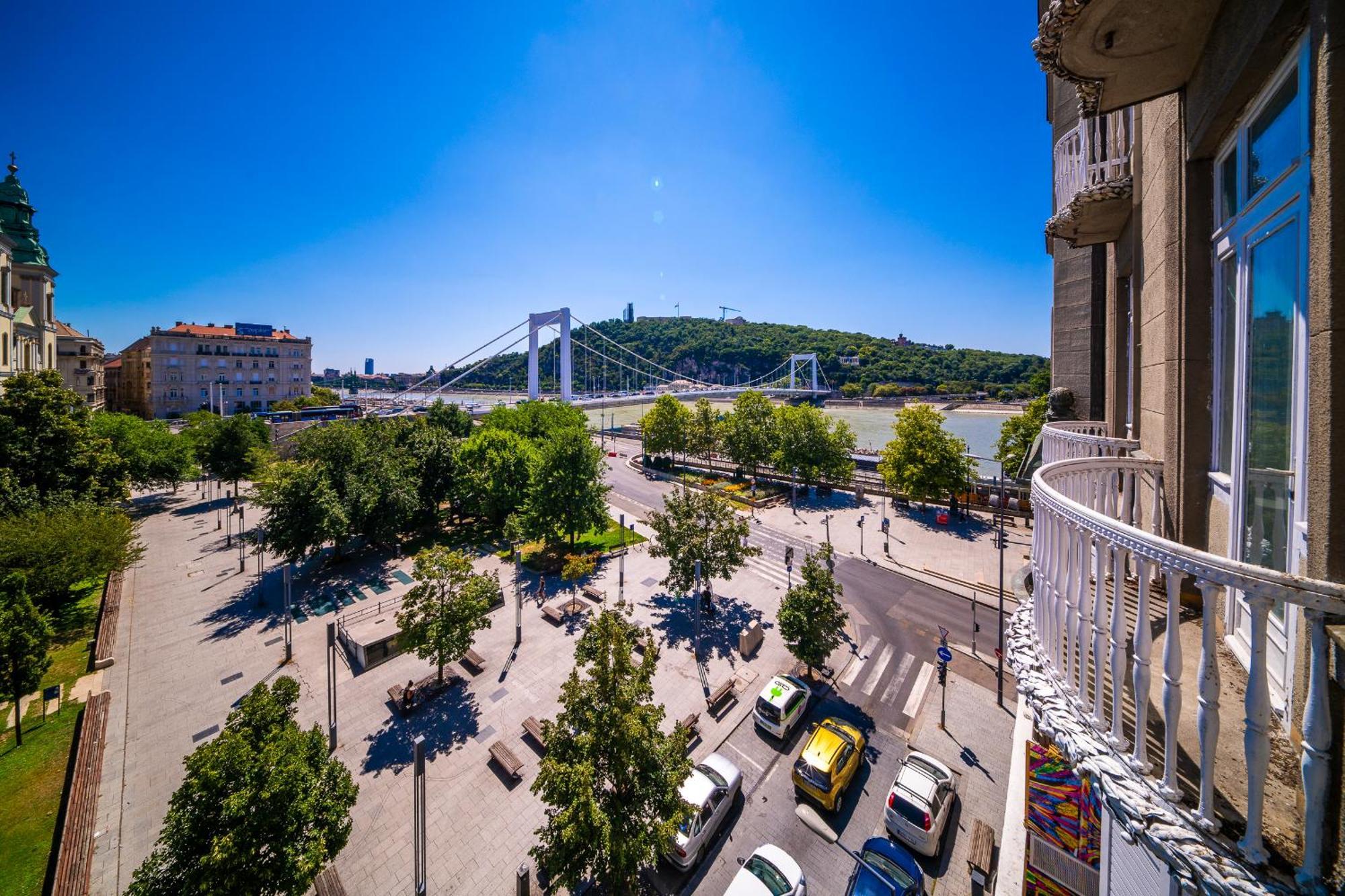 Budapest Riverfront Suite Buitenkant foto